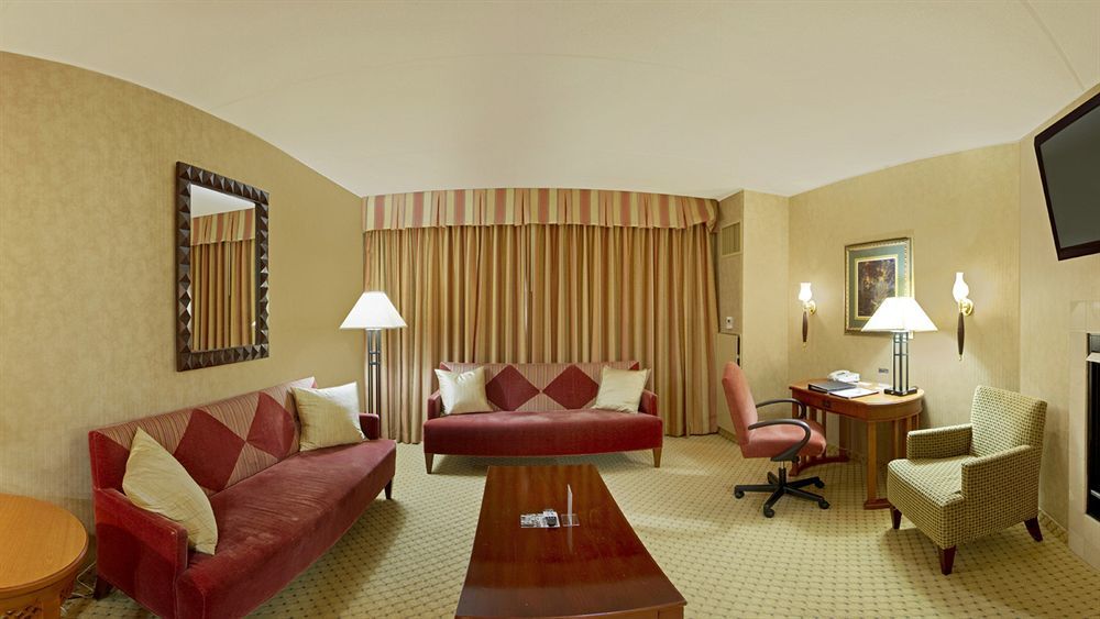 Oneida Casino Hotel Green Bay Exterior photo